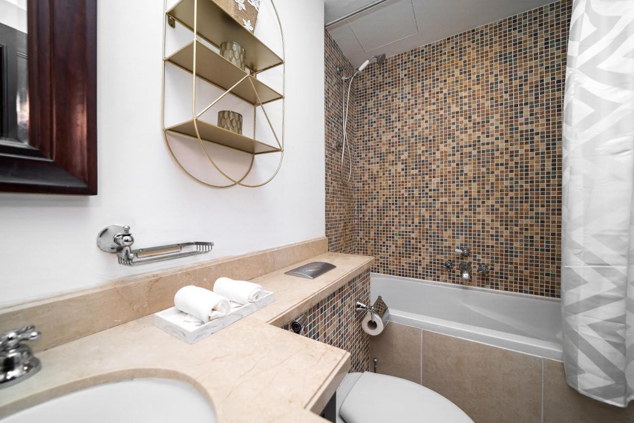 Durrani Homes - Old Town Lux 1 Bed Besides Dubai Mall エクステリア 写真